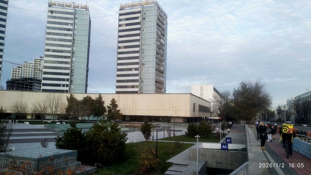 В центре города Ташкента пл. Хамида Алимджана 174 м2