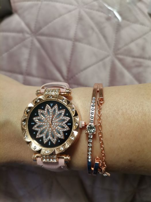 Красив комплект Часовник + гривна