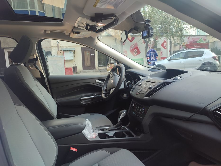 Форд ескейп. 2018