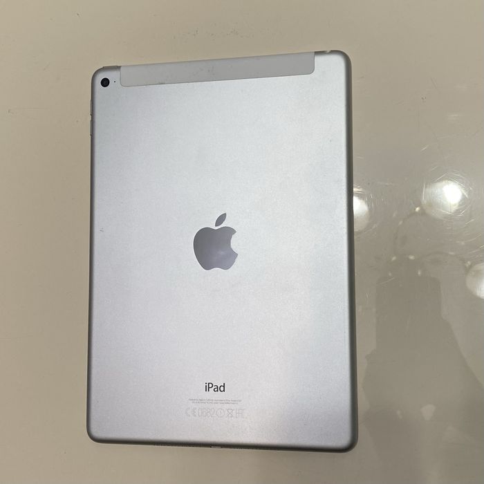 Apple iPad Air 2 (128GB) WiFi + Cellular Cadou: Tastatură Logitech Ultrathin