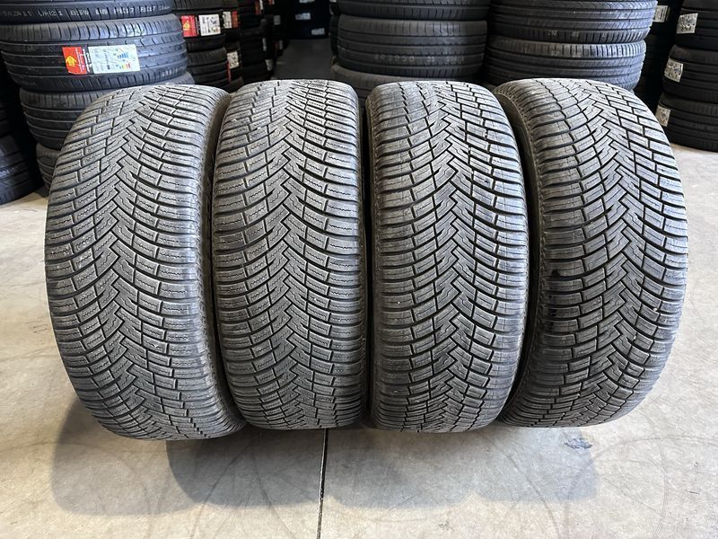 235/50/19 PIRELLI 4бр