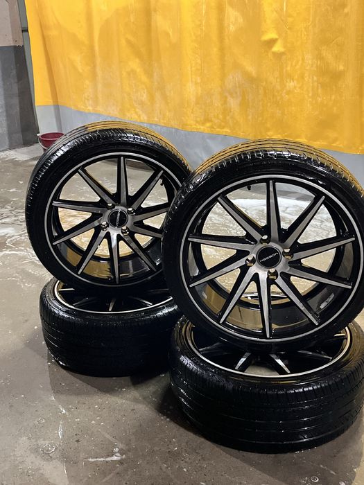 Воссен титанка буу