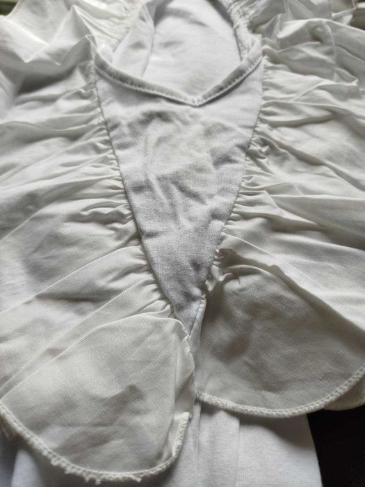 Tinuta de vara pantaloni verzi cu tricou