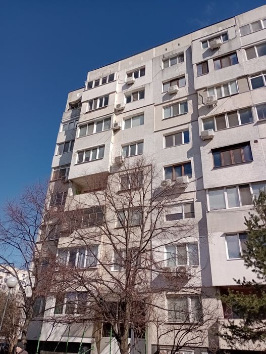 Санирана гарсониера