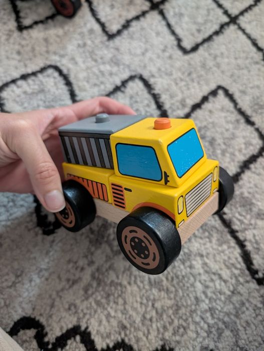 Set mașini lemn și pista