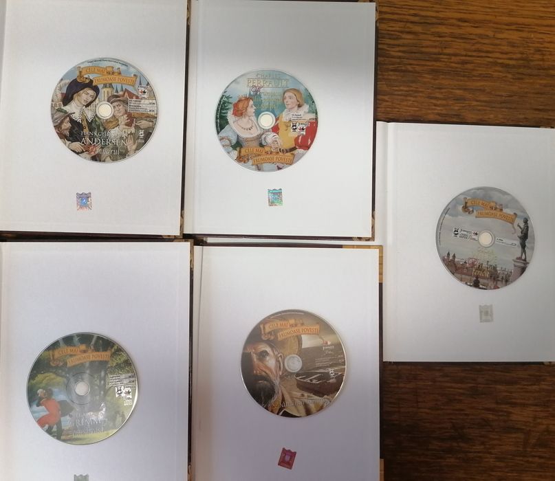 Cărți povești/ Carte puzzle