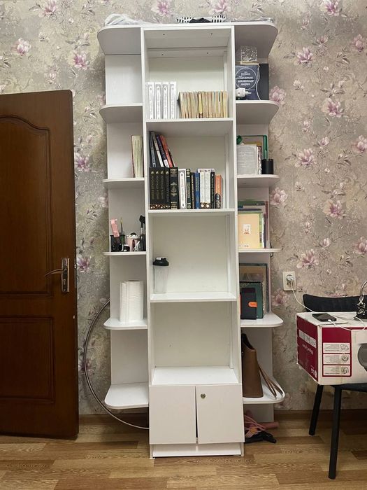 Kitob javon va chestr birga sotiladi kelishamiz narxini