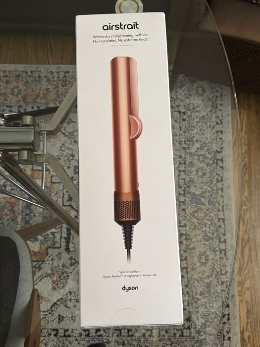 Dyson Airstrait Limited Edition