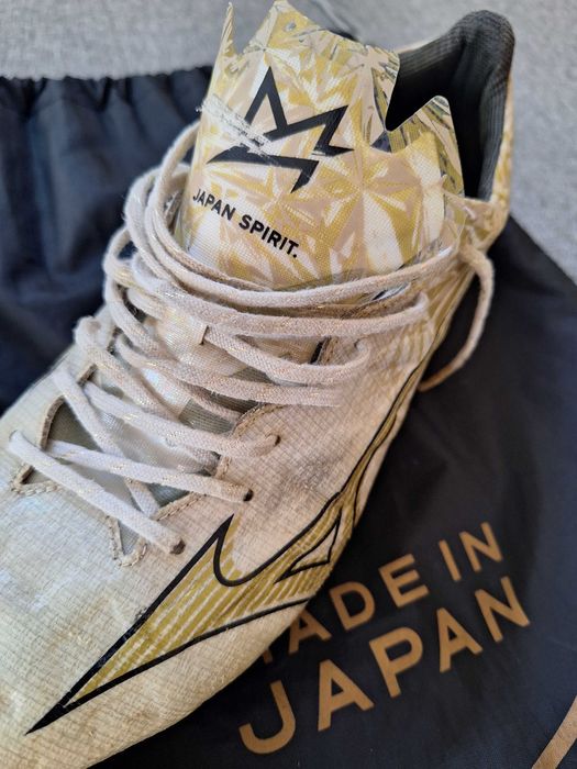Ghete de fotbal mizuno alpha 42,5/43 originale Made în japan