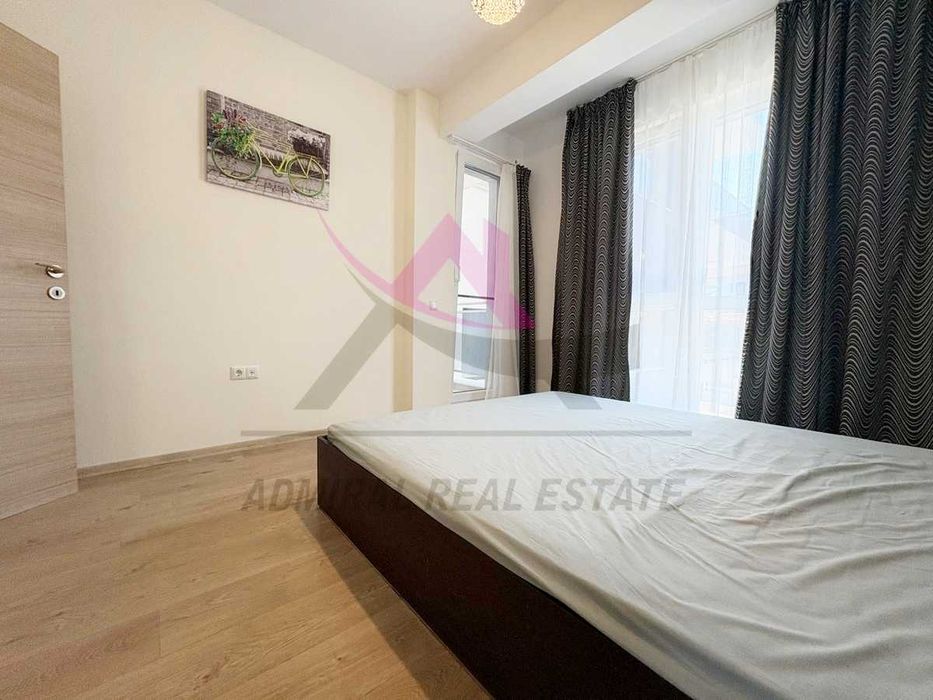 Дава се под наем Двустаен апартамент в Варна, Цветен квартал - 75 кв.м за 450 € - Снимка #2