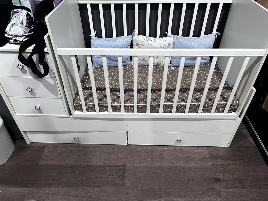 Отдам краватку детскую