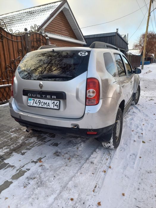 Автомобиль Рено Дастер