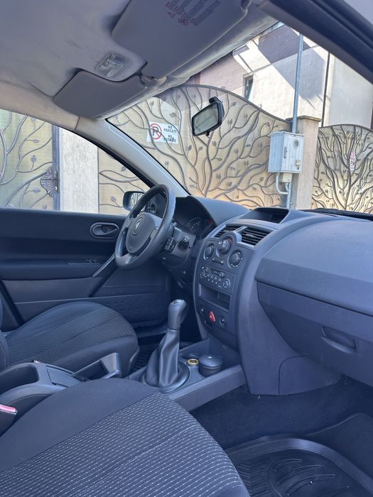 Renault Megane II Sedan – Unic Proprietar – 60.000 km