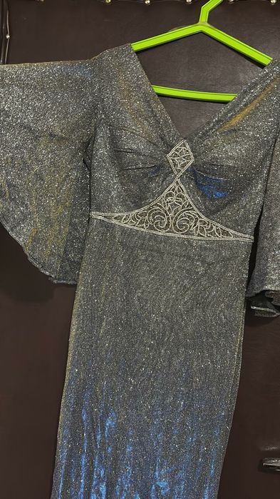 Платья 40-42 размер