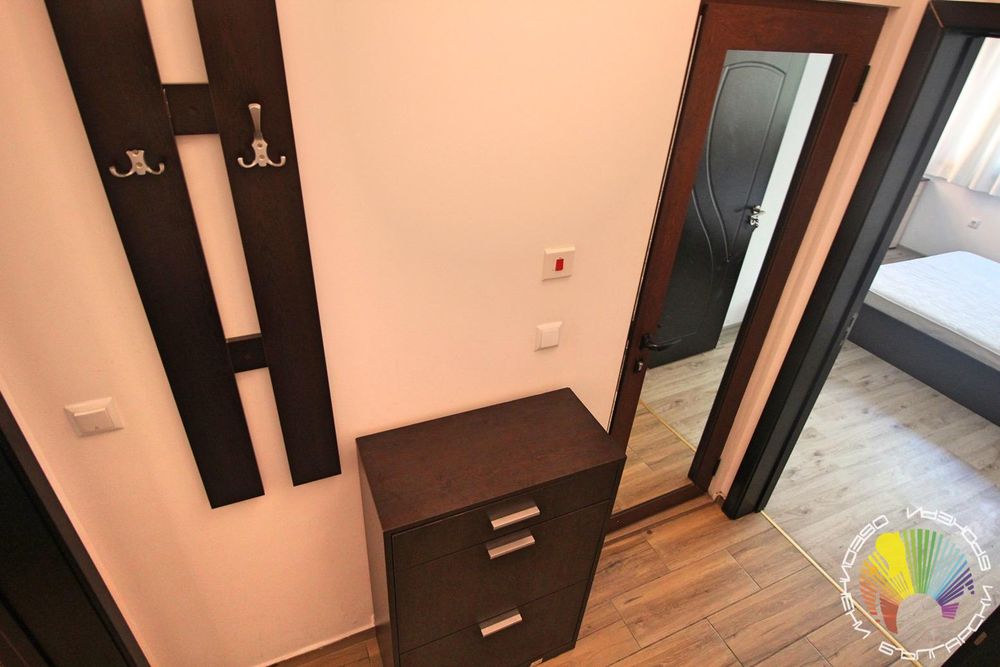 Дава се под наем Тристаен апартамент в Бургас, Център - 90 кв.м за 510 € - Снимка #5