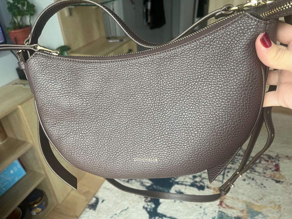 Кафява чанта Coccinelle