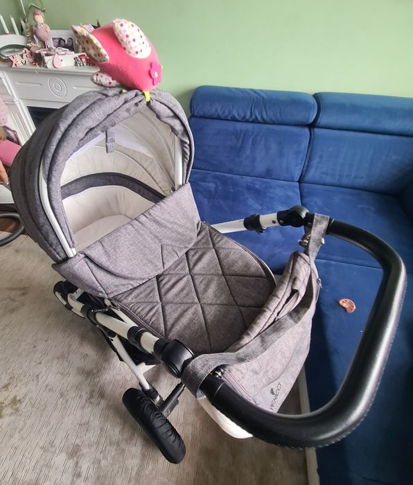 Carucior 3 in 1 venicci gri cu alb