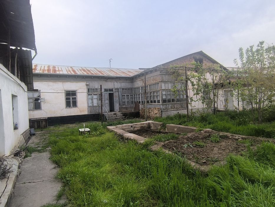 Уй сотилади участка