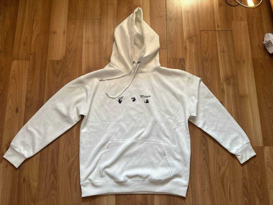 Hanorac OffWhite cu eticheta (nu Nike, Gucci, Adidas, Balenciaga)