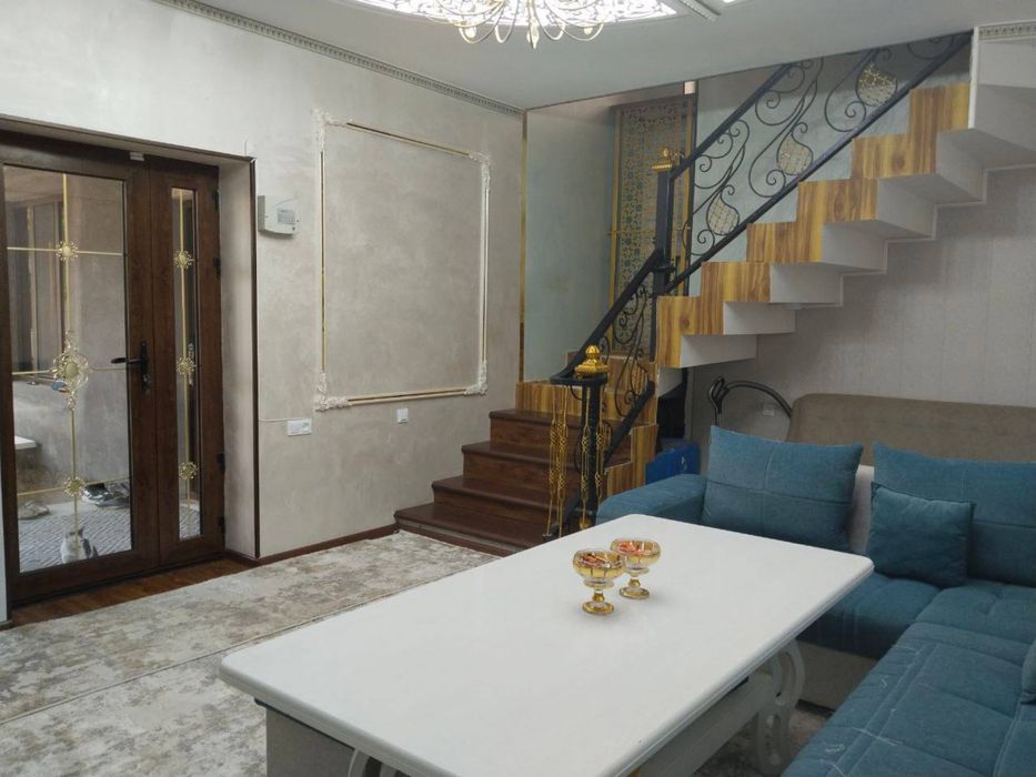 Ховли сотилади янги курилган уй