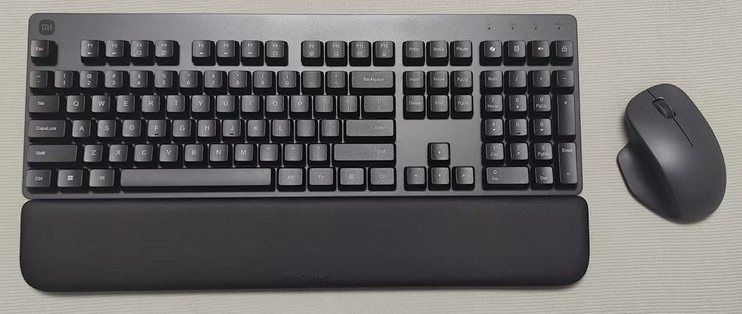 Xiaomi портативная беспроводной клавиатура /Доставка 24/7