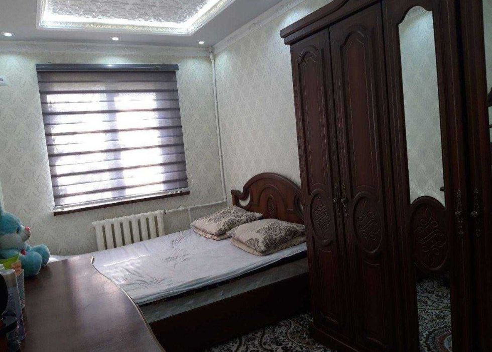 Юнусабад 4кв Аренда 4комн 3 этаж