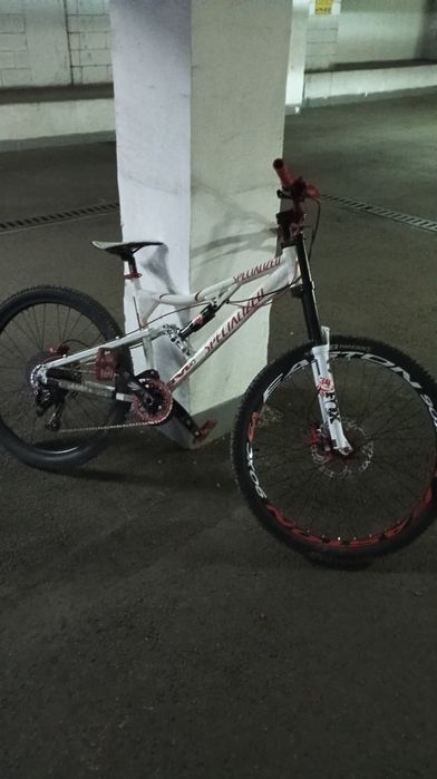 Двухподвес, Велосипед Specialized, двухподвес Specialized