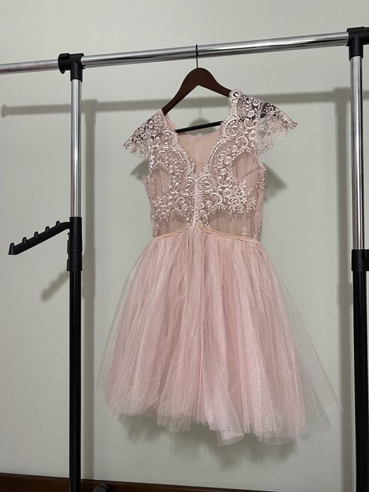 Rochie roz de ocazie