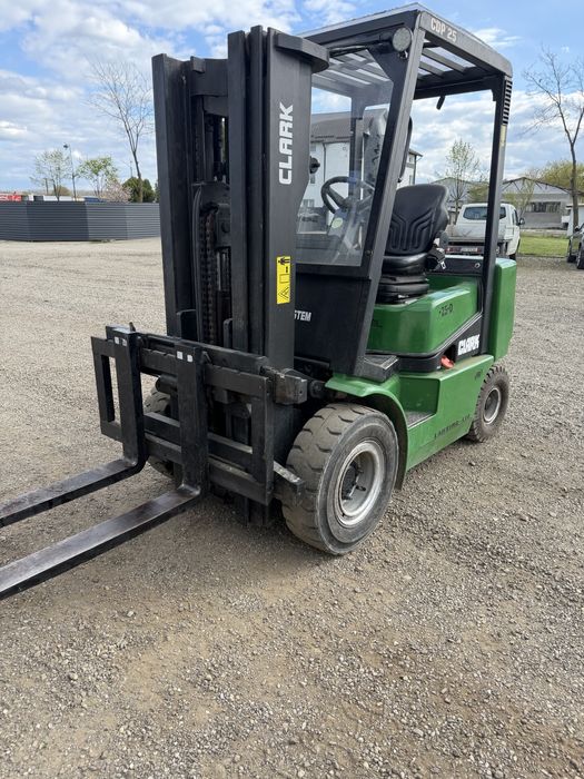 Vand statie betoane Cedomal C51/stivuitor clark cdp 25/2 compresoare ciment/motoare electrice