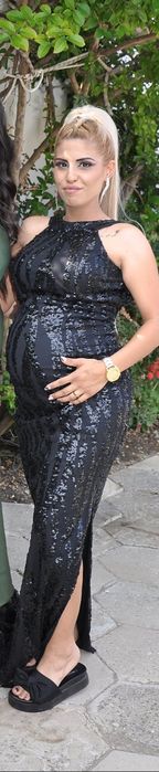 Черна дълга рокля