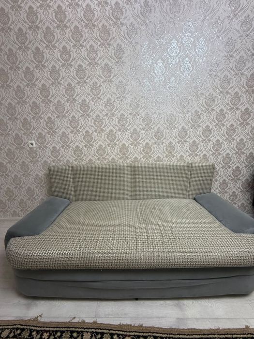 Продам диван срочно за 10 тысяс тенге