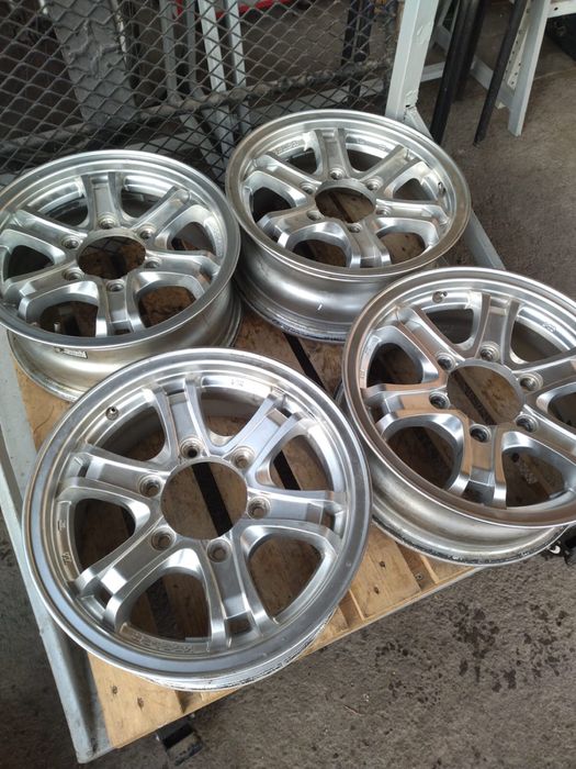 Диски шины на делика булка