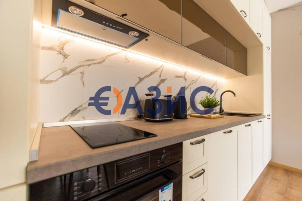 Продава се Тристаен апартамент в Обзор - 96 кв.м за 1940 €/кв.м - Снимка #5