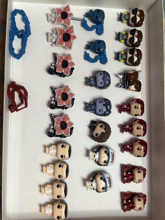 Stranger Things Kinder Joy фигурки Очень странные дела