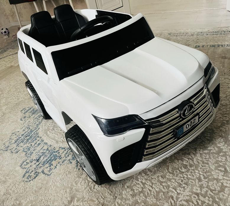 Продам  В хорошем состояний  Лексус