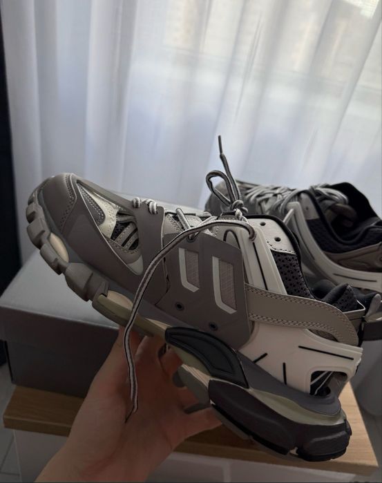 Balenciaga track gray