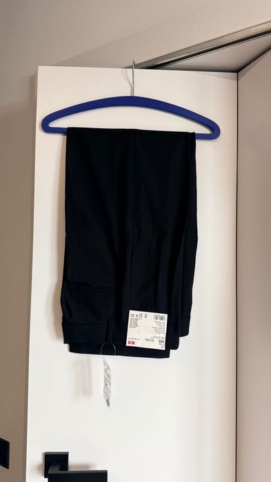 Uniqlo Pleated wide trousers - Pantaloni eleganți / Mar. XXS / NOI cu eticheta / Preț inițial 40€ = 200 lei