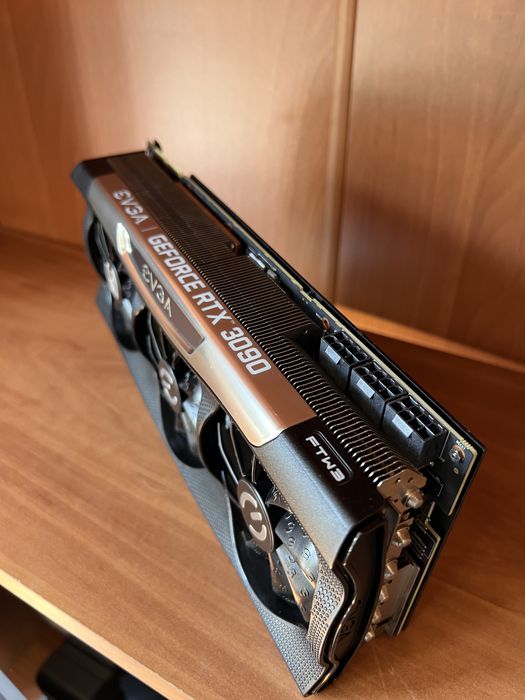 RTX 3090 Evga FTW3 Ultra - Гаранция, AI ready