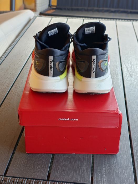 Reebok floatzig double