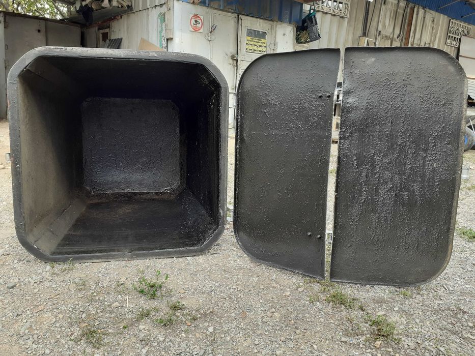 Контейнер мусорный (СССР) - продам.