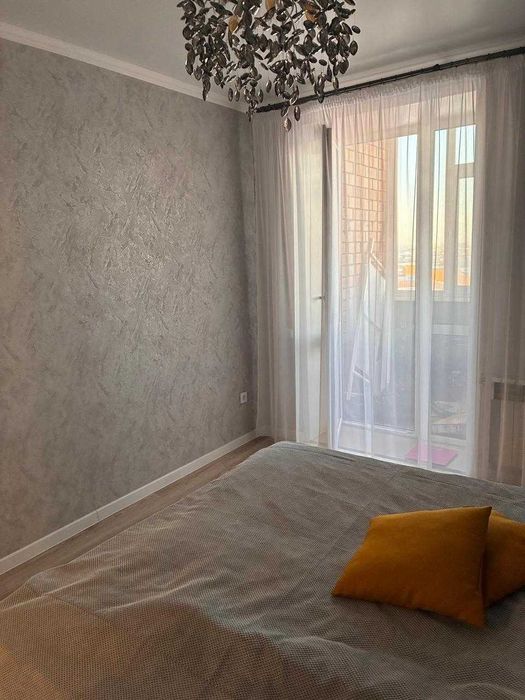 Продам 3-х комнатную квартиру в районе плазы