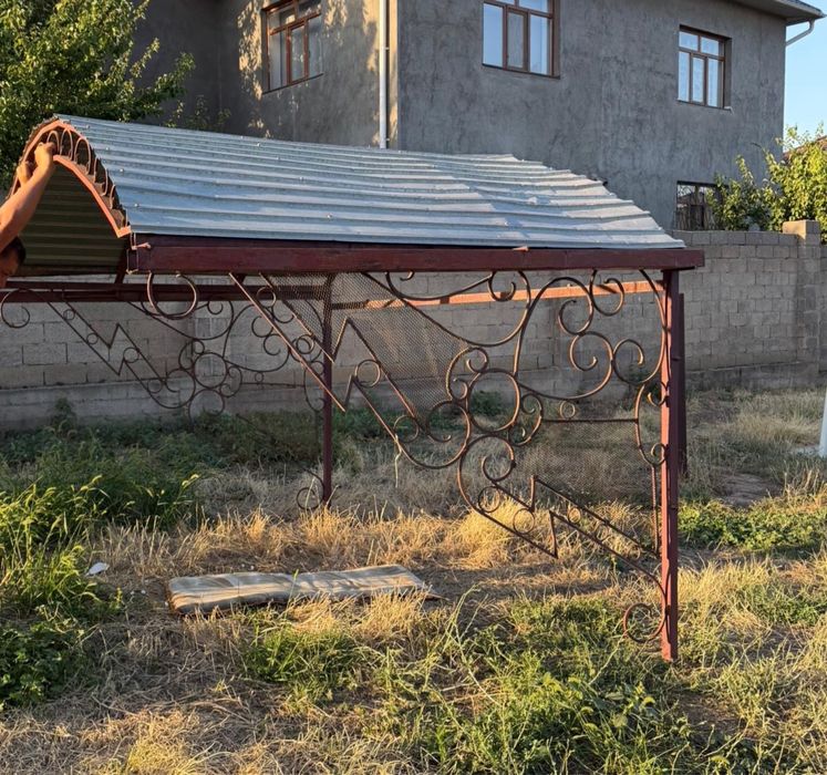 Козырёк для входной двери