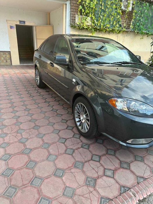 Holati a'lo, narxi кelishilgan holda