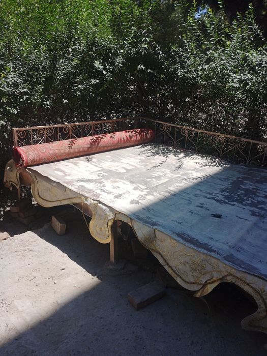 Tabchan kravat sotiladi