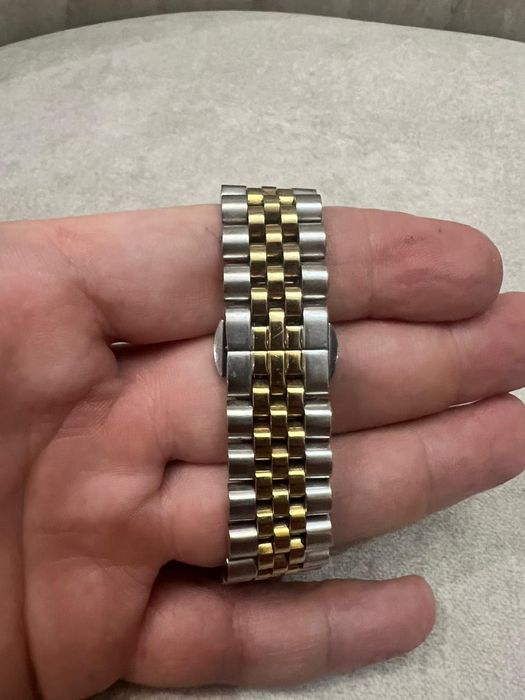 Часы наручные Jacques du Manoir