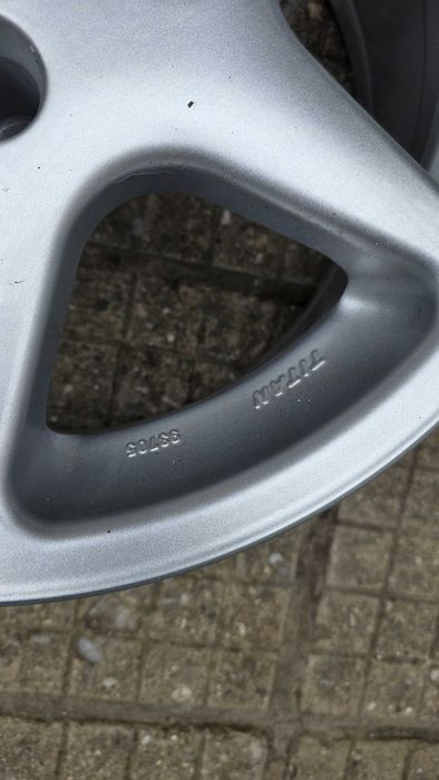 Джанта 15 цола Citroen Berlingo Peugeot Partner