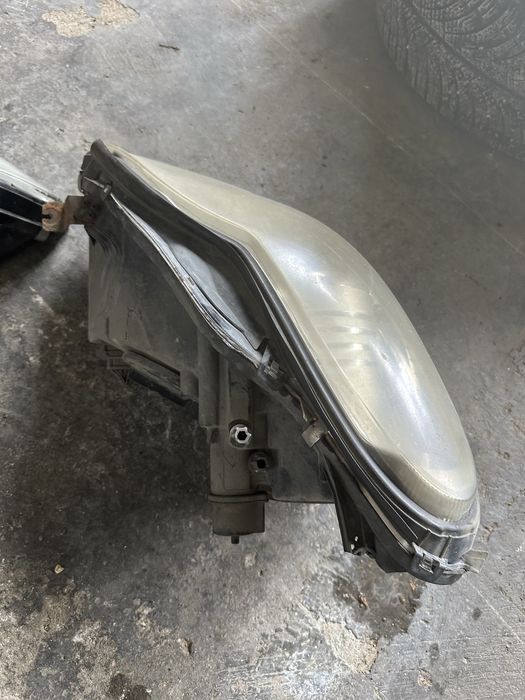 Ксенонови фарове Mercedes CLS W219
