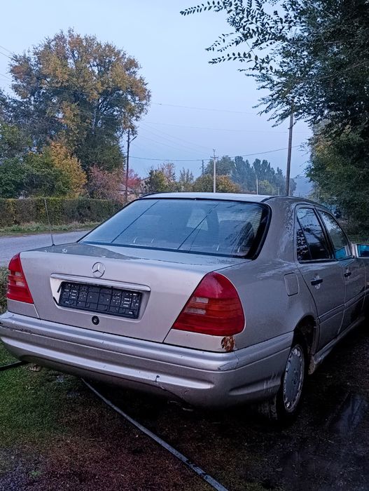 Mercedes Benz W202