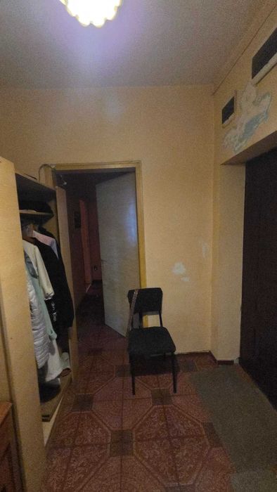 Продава МНОГОСТАЕН      град Добрич, Център