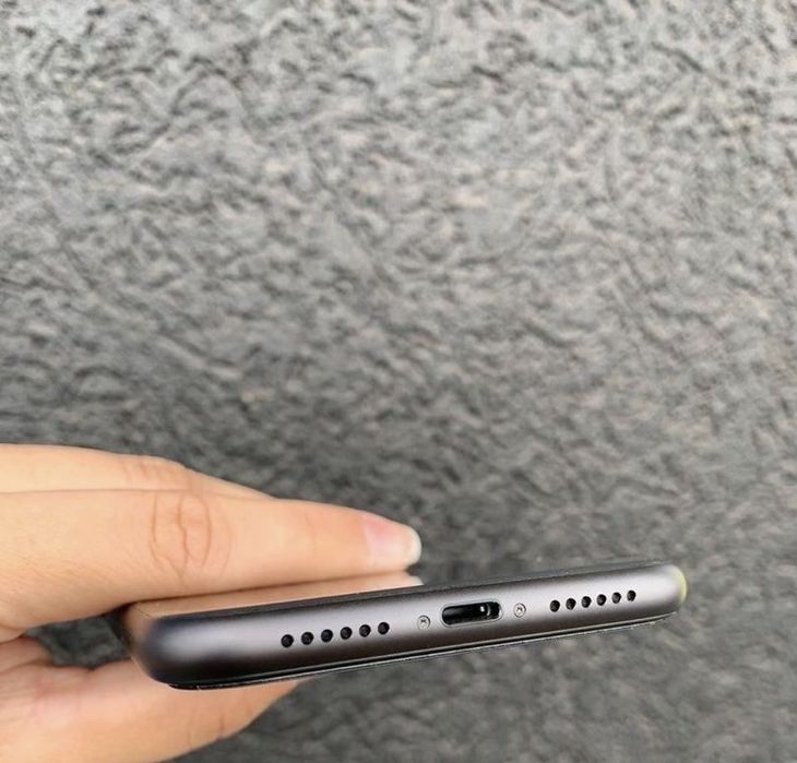 iphone 11 128GB 77% AKB